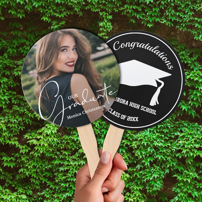 Éventail Casquette de 2e cycle Moderne Photo de fin d'étude (Keep cool on graduation day or at your party with these photo double-sided hand fans.)