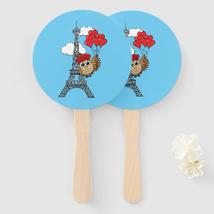 Éventail Hibou volant avec des ballons de coeur à Paris