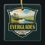 Everglades Nationalpark Illustration Keramikornament<br><div class="desc">Everglades Vektorgrafik Design. Der Park besteht aus Mangroven an der Küste,  Sägerwiesen und Kiefernwäldern,  die für Hunderte von Tierarten Zuhause sind.</div>