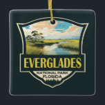 Everglades Nationalpark Illustration Keramikornament<br><div class="desc">Everglades Vektorgrafik Design. Der Park besteht aus Mangroven an der Küste, Sägerwiesen und Kiefernwäldern, die für Hunderte von Tierarten Zuhause sind.</div>
