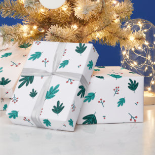 Evergreen Tree Blätter & Red Holly Berries Geschenkpapier