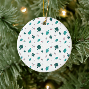 Evergreen Tree Blätter & Red Holly Berries Keramik Ornament
