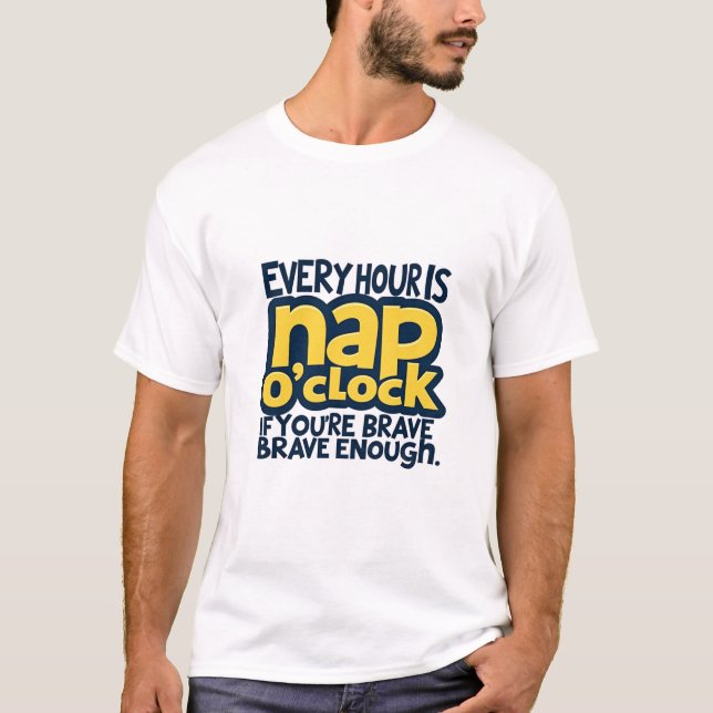 Every Hour is Nap o’Clock Funny Cat & Clock Desin T-Shirt (Vorderseite)
