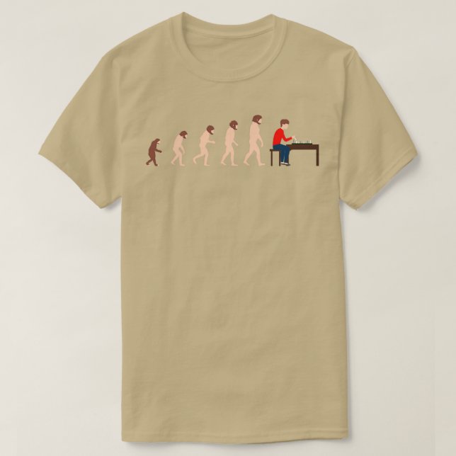 Evolution Chess Player Funny Gift Idea  (2)  T-Shirt (Design vorne)
