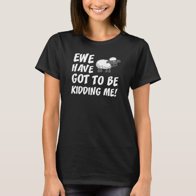 Ewe muss Got werden, Schafspuppe zu töten T-Shirt (Vorderseite)