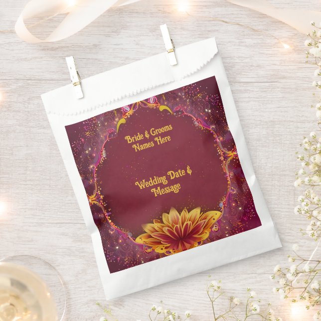 Ewige Blüten: Eine Feier der Liebe Geschenktütchen (Ausgeschnitten)