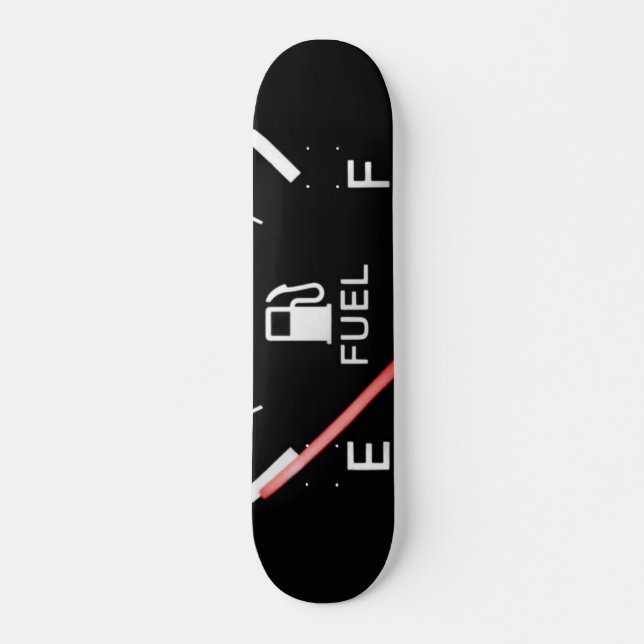 Exécution sur un skateboard vide (Devant)