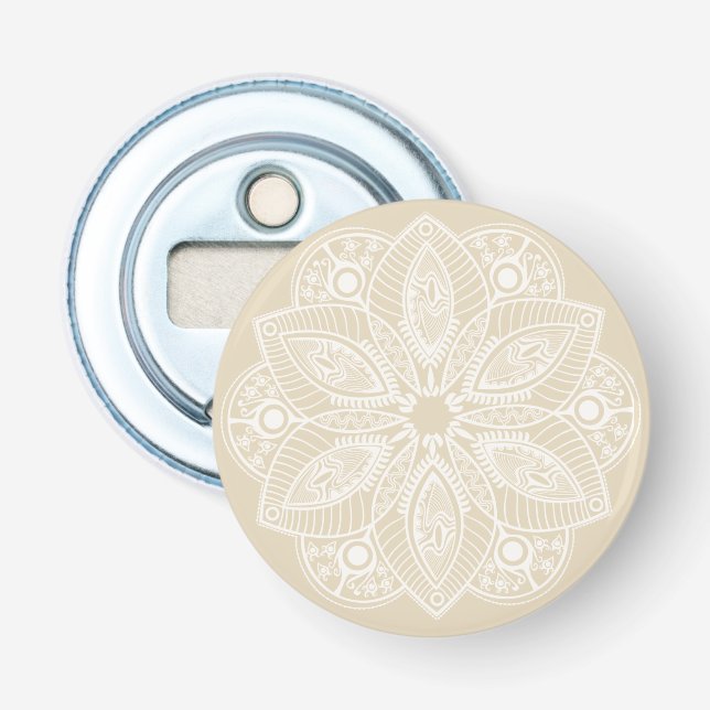 Exotic White Mandala auf Beige Hintergrund Flaschenöffner (Vorderseite)
