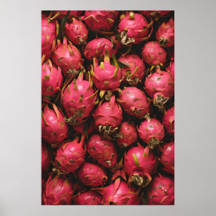 Exotische Drachenfrucht in einem lebendigen Nah-up Poster