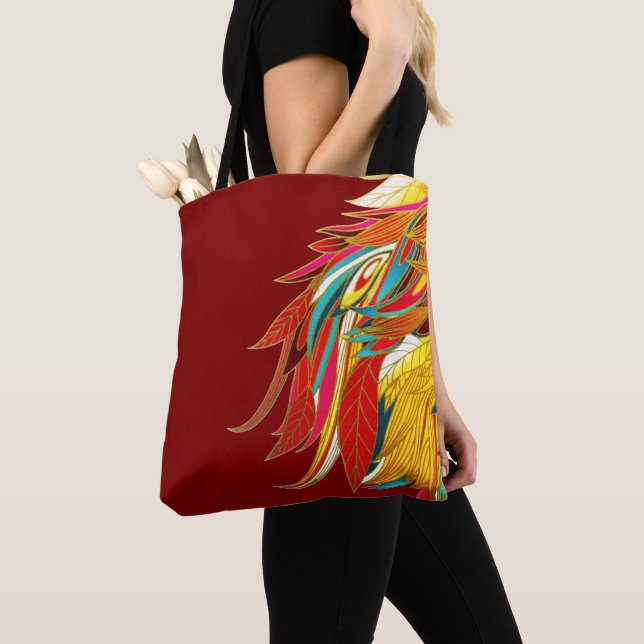 Exotische Federn auf Rot Tasche (Von Nahem)