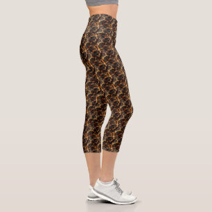 "Exotische Giraffen: Auf einer Giraffe Gemusterte  Capri Leggings