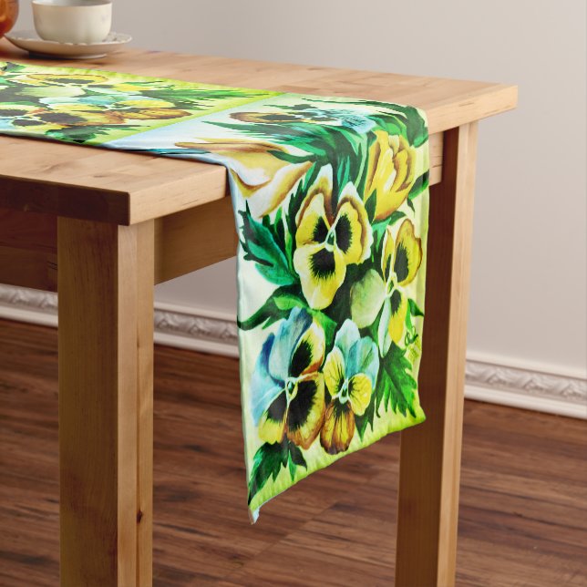 Exotische Stiefmütterchen mit Aquarellfarben Kurzer Tischläufer (Beispiel)