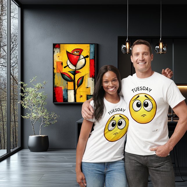 Expressionless Face | Tuesday Mood Minimal Design T-Shirt (Von Creator hochgeladen)