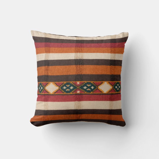 Exquisite Kilim Kissen für eine stilvolle Touch (Vorderseite)