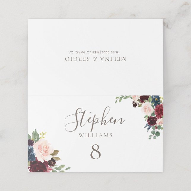 Extravagante klassische Blume Hochzeit Platzkarte (Außenseite Aufgefaltet)