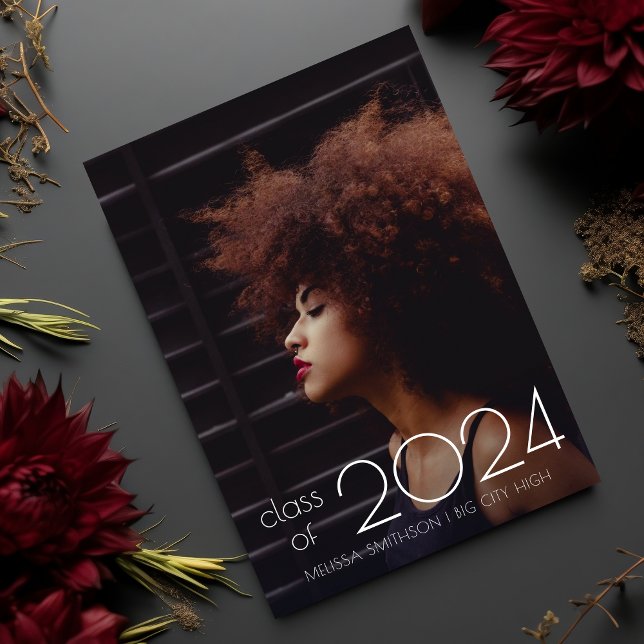 Extrem minimales modernes Foto 2024 Abschluss Ankündigung (Von Creator hochgeladen)