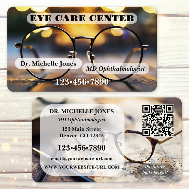 Eye Catching Ophthalmologist or Optometrist  Visitenkarte (Ophthalmologist or optometrist business card  featuring imagery of glasses and sparkling lights)