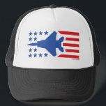 F-15 Kämpfer Jet US Flagge Red White Blue Truckerkappe<br><div class="desc">Mit dieser bestickten marineballblauen Baseballkappe mit einem weißen F-15 Adler und dem F-15E Strike Eagle Kampfflugzeug,  flankiert von roten Streifen und blauen Sternen,  die durch die Fahne der USA inspiriert werden,  lassen Sie Ihren Patriotismus abschrecken. "Merica! Original Design © Frau Snacko 2017 alle Rechte vorbehalten.</div>