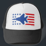 F-15 Kämpfer Jet US Flagge Red White Blue Truckerkappe<br><div class="desc">Mit dieser bestickten marineballblauen Baseballkappe mit einem weißen F-15 Adler und dem F-15E Strike Eagle Kampfflugzeug,  flankiert von roten Streifen und blauen Sternen,  die durch die Fahne der USA inspiriert werden,  lassen Sie Ihren Patriotismus abschrecken. "Merica! Original Design © Frau Snacko 2017 alle Rechte vorbehalten.</div>