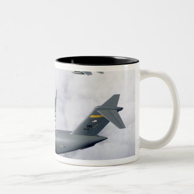 F-15B Adler begleiten den ersten auf Hawaii basier Zweifarbige Tasse (Rechts)