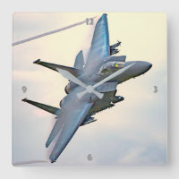 F-15E STRIKE EAGLE