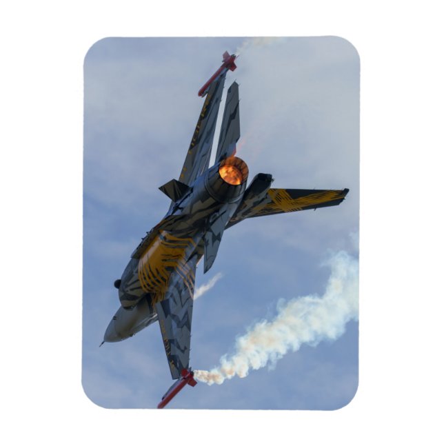 F-16 Tiger drehen und brennen Magnet (Vertikal)