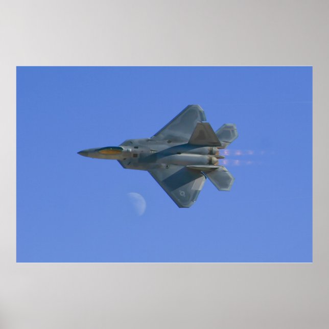 F-22 Raptor Hochgeschwindigkeits-Pass über den Mon Poster (Vorne)
