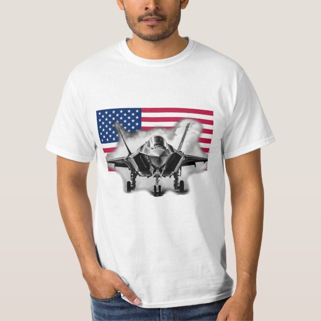 F-35-Kampfjet mit Hintergrund der US-Flagge T-Shirt (Vorderseite)