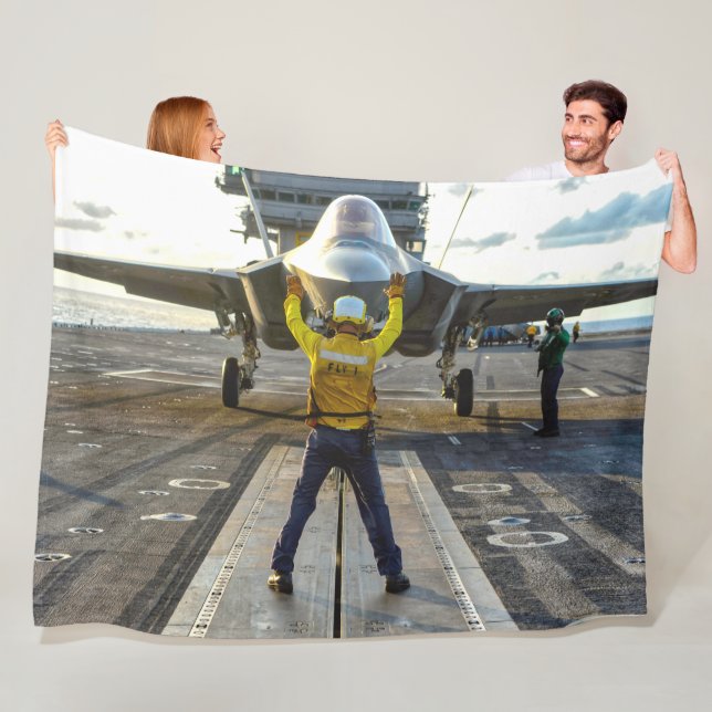 F-35C-BELEUCHTUNG II FLEECEDECKE (Beispiel)