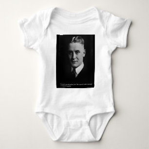 F Scott Fitzgerald Sanfte Neugier Geschenke & T-Sh Baby Strampler