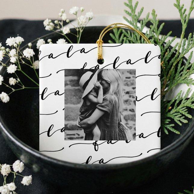 FA LA LA White & Black Calligraphy Weihnachts-Foto Keramikornament (Modern Minimalist FA LA LA Family Photo Keepsake Ceramic Ornament)