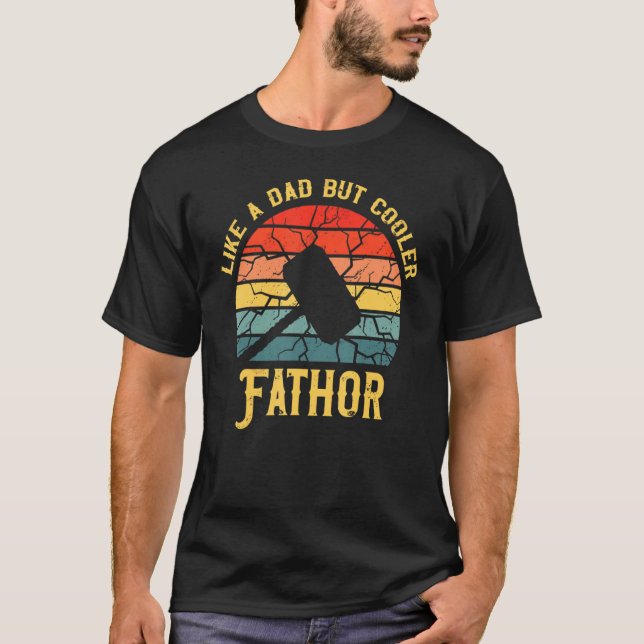 Fa Thes wie ein Vater, aber viel Cooler essenziell T-Shirt (Vorderseite)