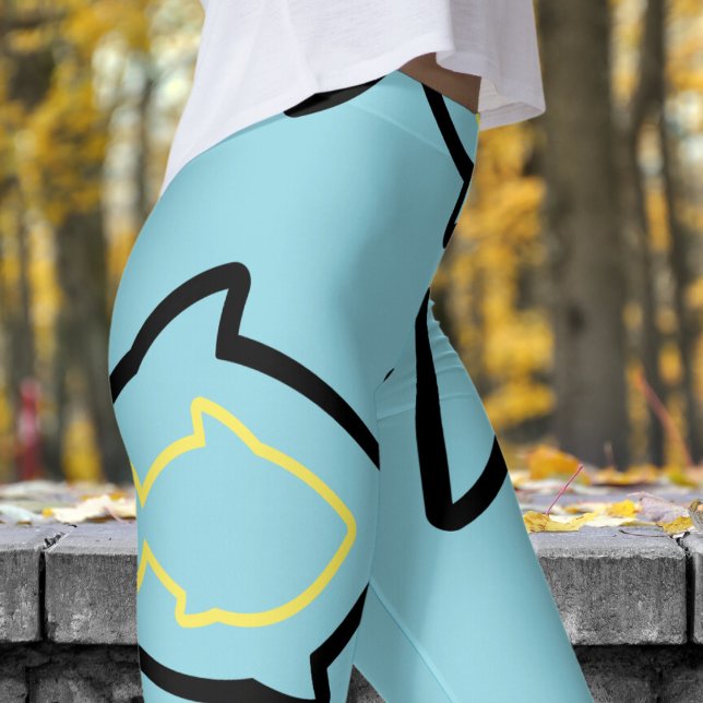 Fabulous Fun Blue und Black Fin Pattern Leggings (Black Fin on Robin Egg Blue)