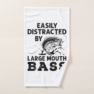 Facile à distraire par gros pêcheur de basse-bouch