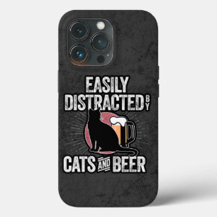 Facile à distraire par les chats et la bière Coque