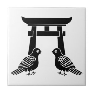 Facing doves and Torii Fliese