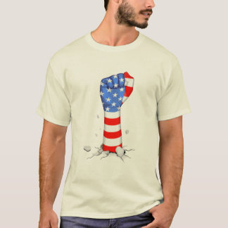 Fahne der amerikanischen Hand in Shirt