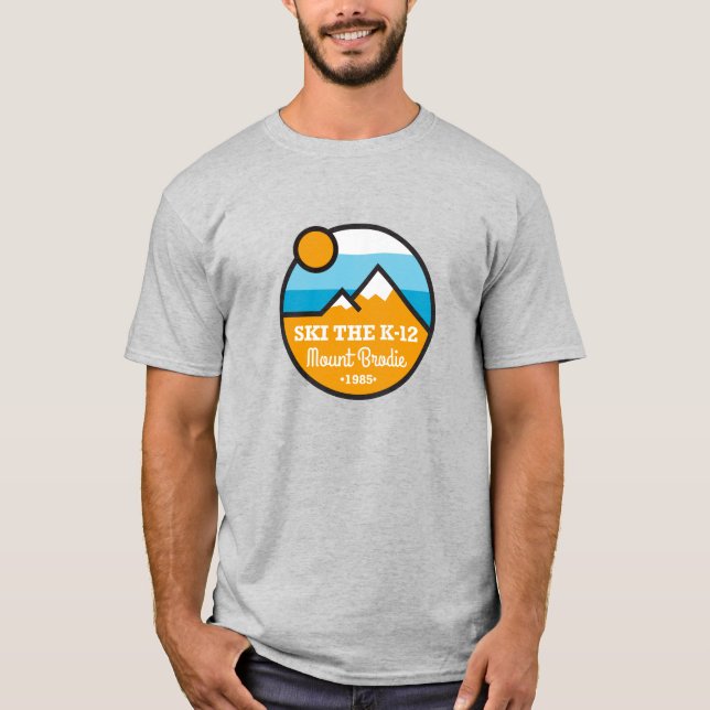 Fahren die Art des Flecken-K-12 Ski T-Shirt (Vorderseite)