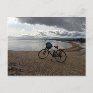 Fahrrad am Strand Postkarte