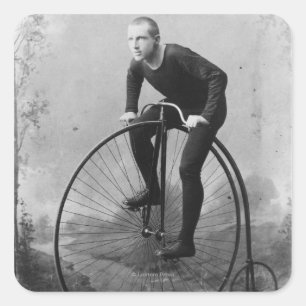 Fahrrad mit großem Vorderrad Quadratischer Aufkleber