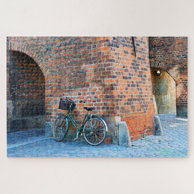 Fahrrad, St. Nicholas Church, Kopenhagen, Dänemark (Horizontal)