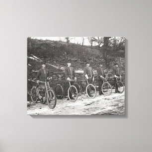Fahrrad- und Motorradpolizei, 1915. Vintage-Foto Leinwanddruck