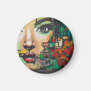 Fahrräder an einer Graffitiwand Magnet