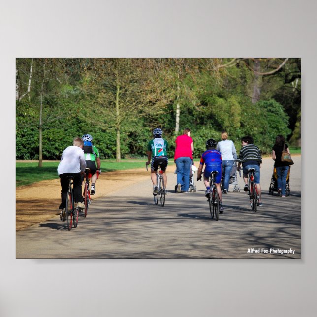 Fahrräder und Kinderwagen Poster (Vorne)
