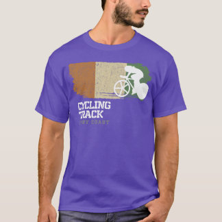 Fahrradgeschwindigkeit der Frauen auf dem Radweg v T-Shirt
