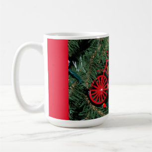 Fahrradschmuck auf einem Weihnachtsbaum Kaffeetasse
