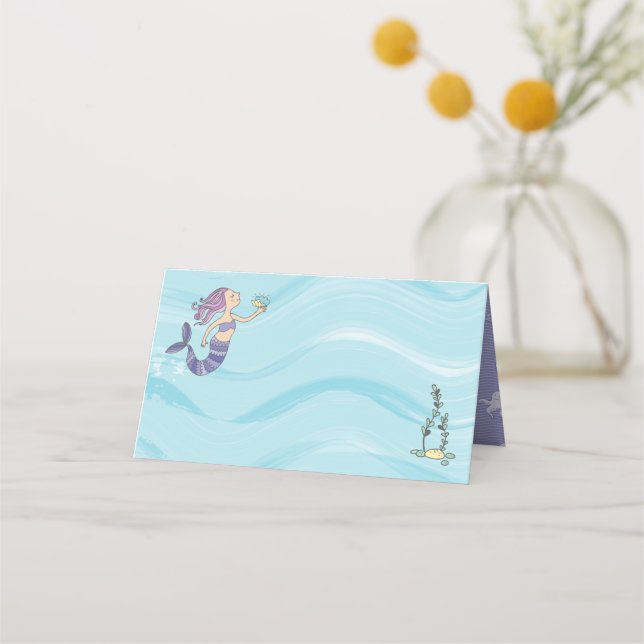 Fair Skin Lila Mermaid Geburtstag Platzkarte (Vorderseite)
