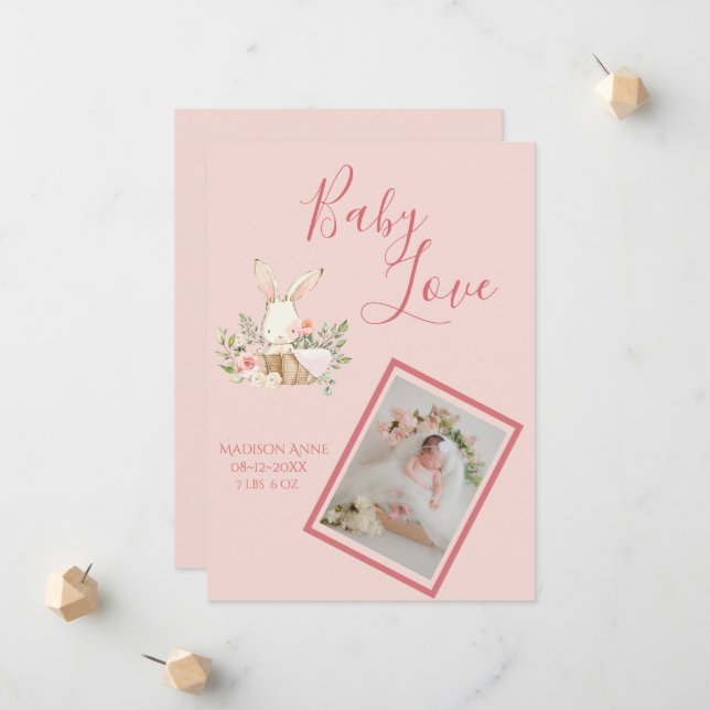 Faire-part Baby Girl Pink Script mignonne Élégant bébé naissa (Devant/Arrière en situation)