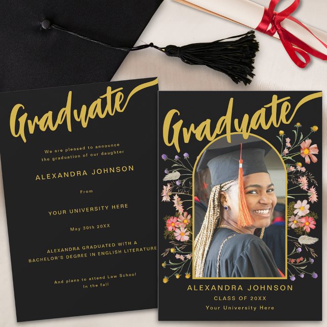 Faire-part Boho Floral Graduate Photo Script noir et or (Boho floral arch graduate photo stylish gold script black Graduation announcement card)