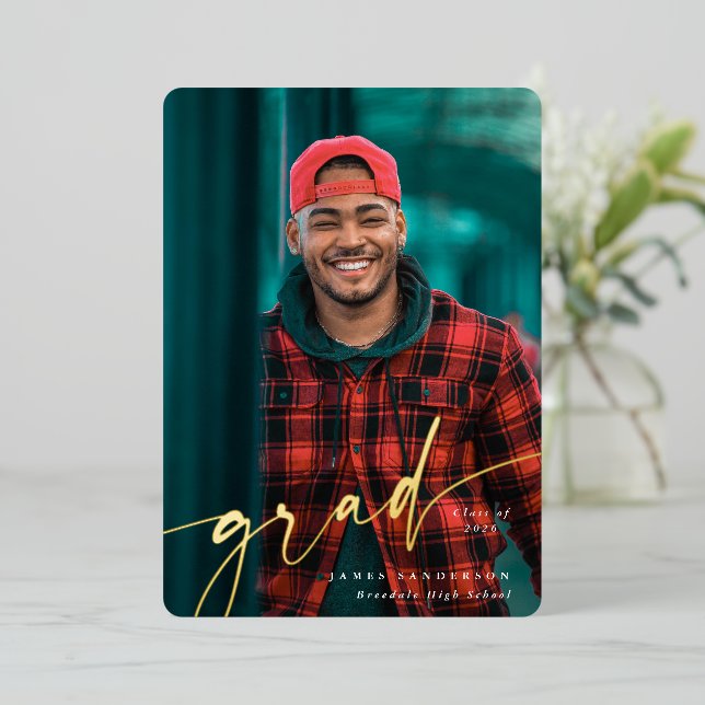 Faire-part de graduation de la photo Foil Script T (Debout devant)